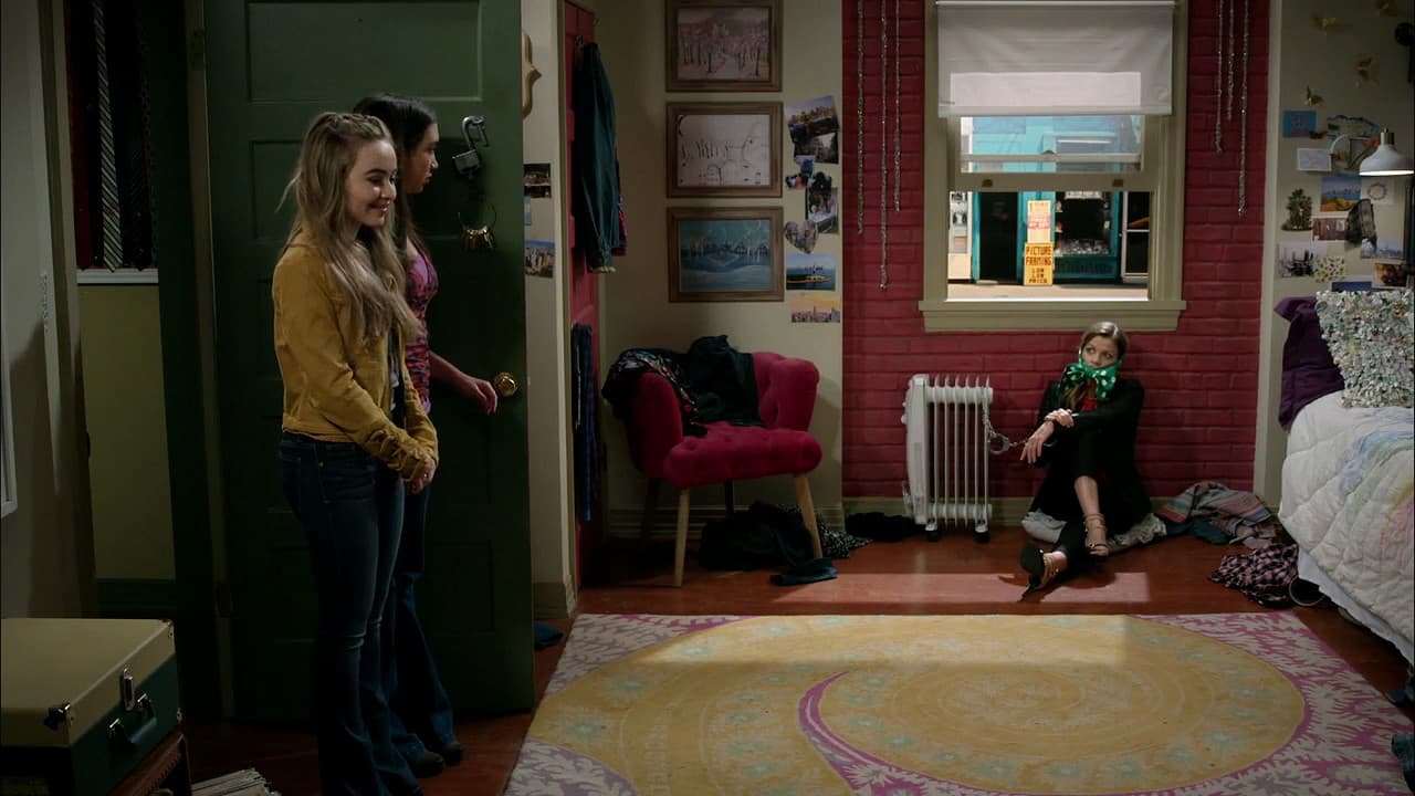 Still from Girl Meets Hollyworld