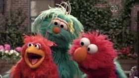 Still from Elmo Finds a Baby Bird