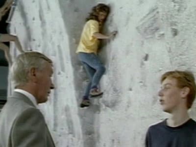 Still from Love Knot