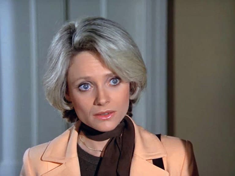 Still from Steve Austin, Fugitive