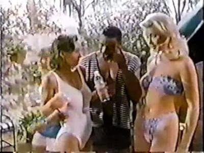 Still from Long Distance Runaround