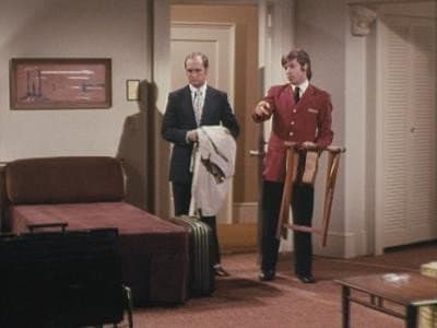 Still from I Want to Be Alone