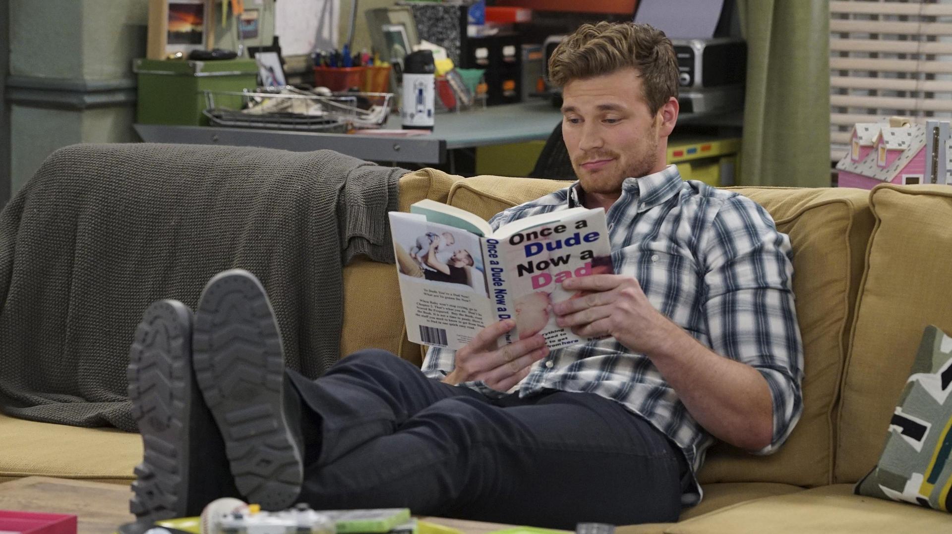 Still from To Elle and Back
