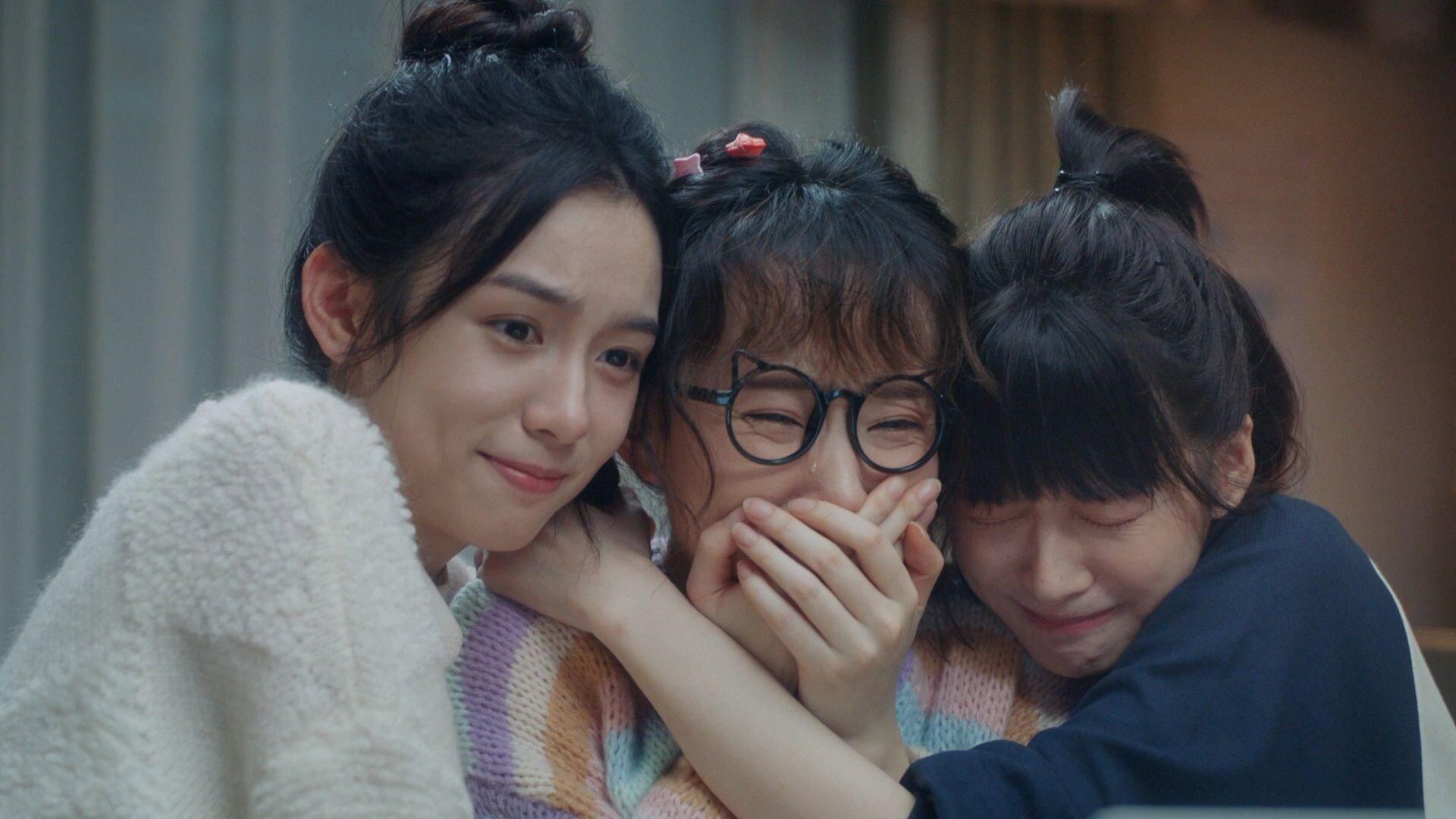Still from I Haven't Dated. How About You? (Me Neither.)