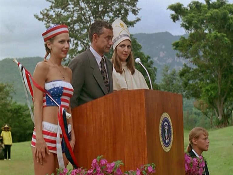 Still from ApocaLexx Now