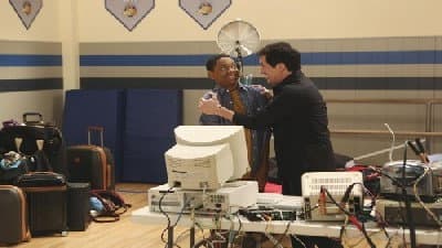 Still from Sink or Swim (2)