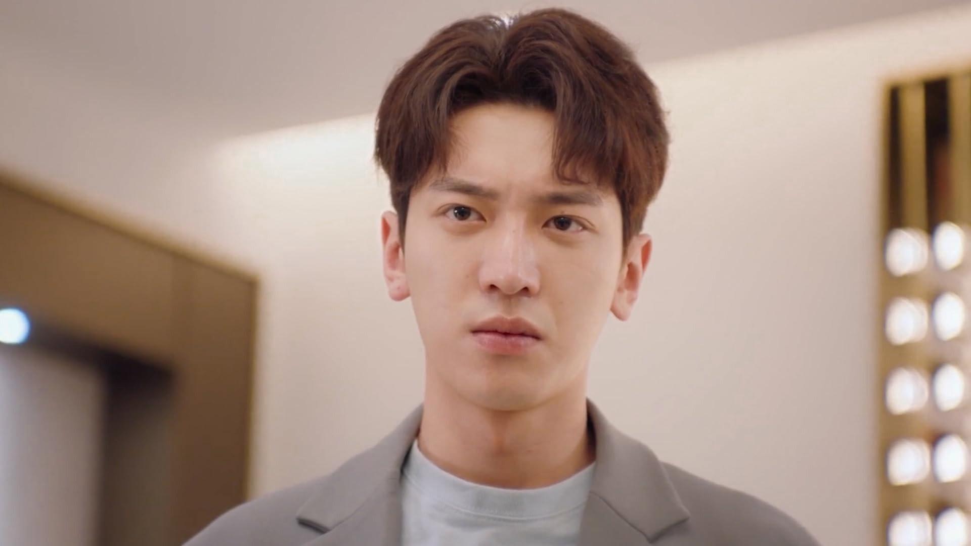 Still from My Girlfriend Is An Alien