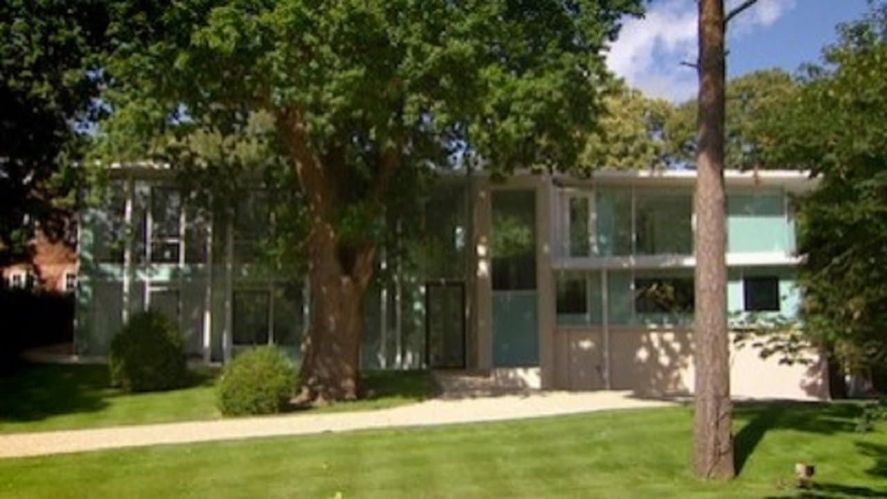 Still from London: The Contemporary Mansion