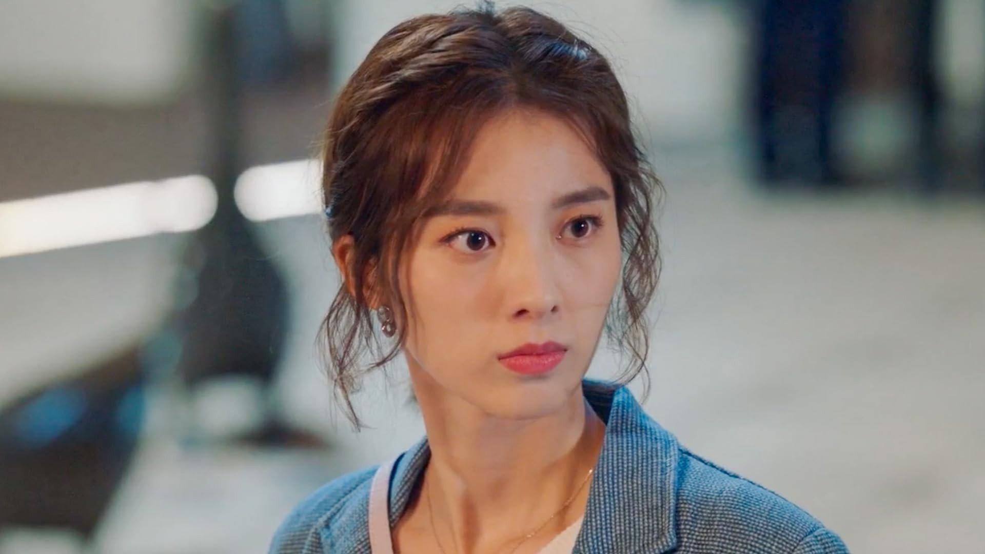 Still from My Girlfriend Is An Alien