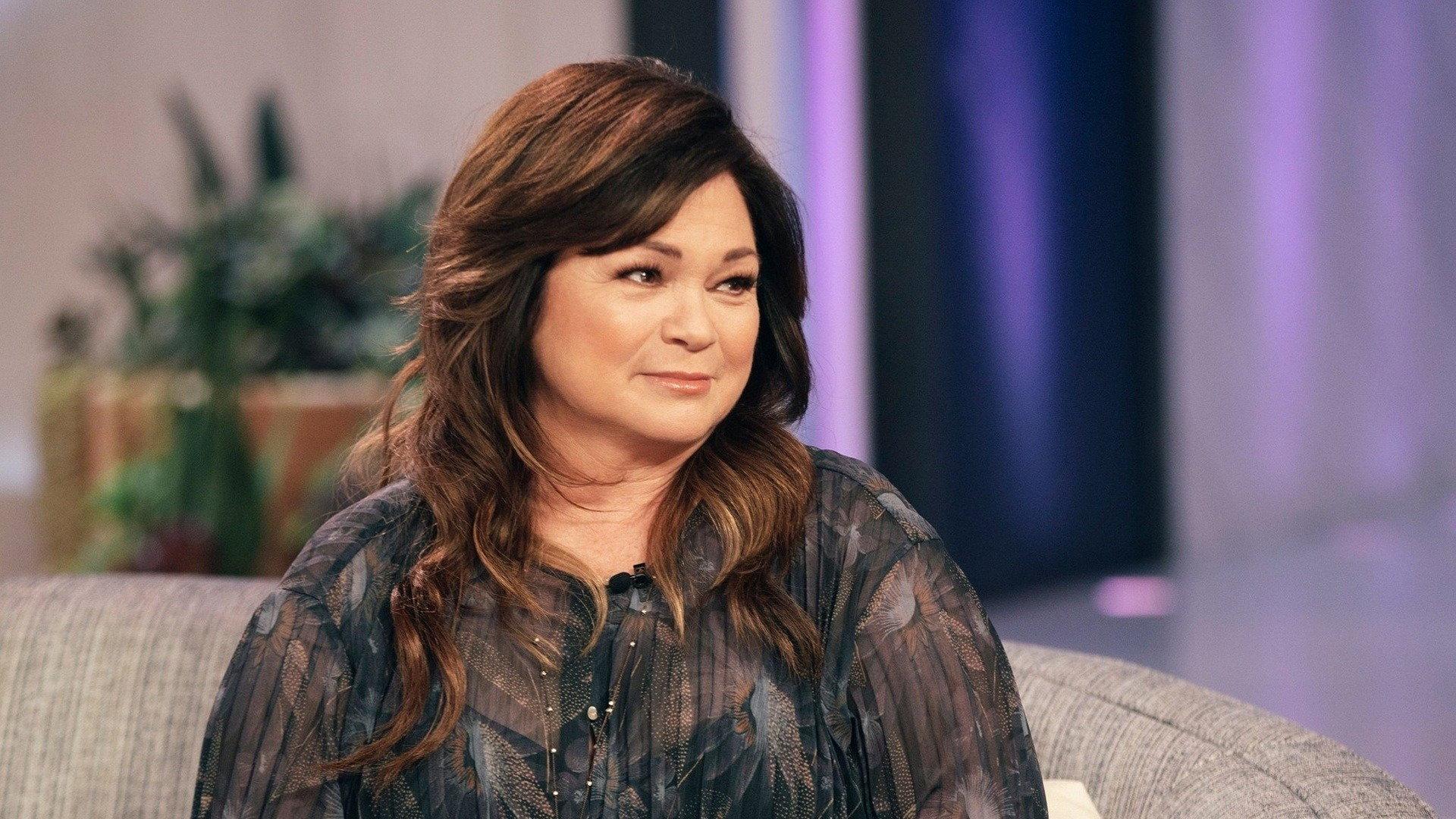 Still from Valerie Bertinelli, Chris Kattan, Matteo Bocelli