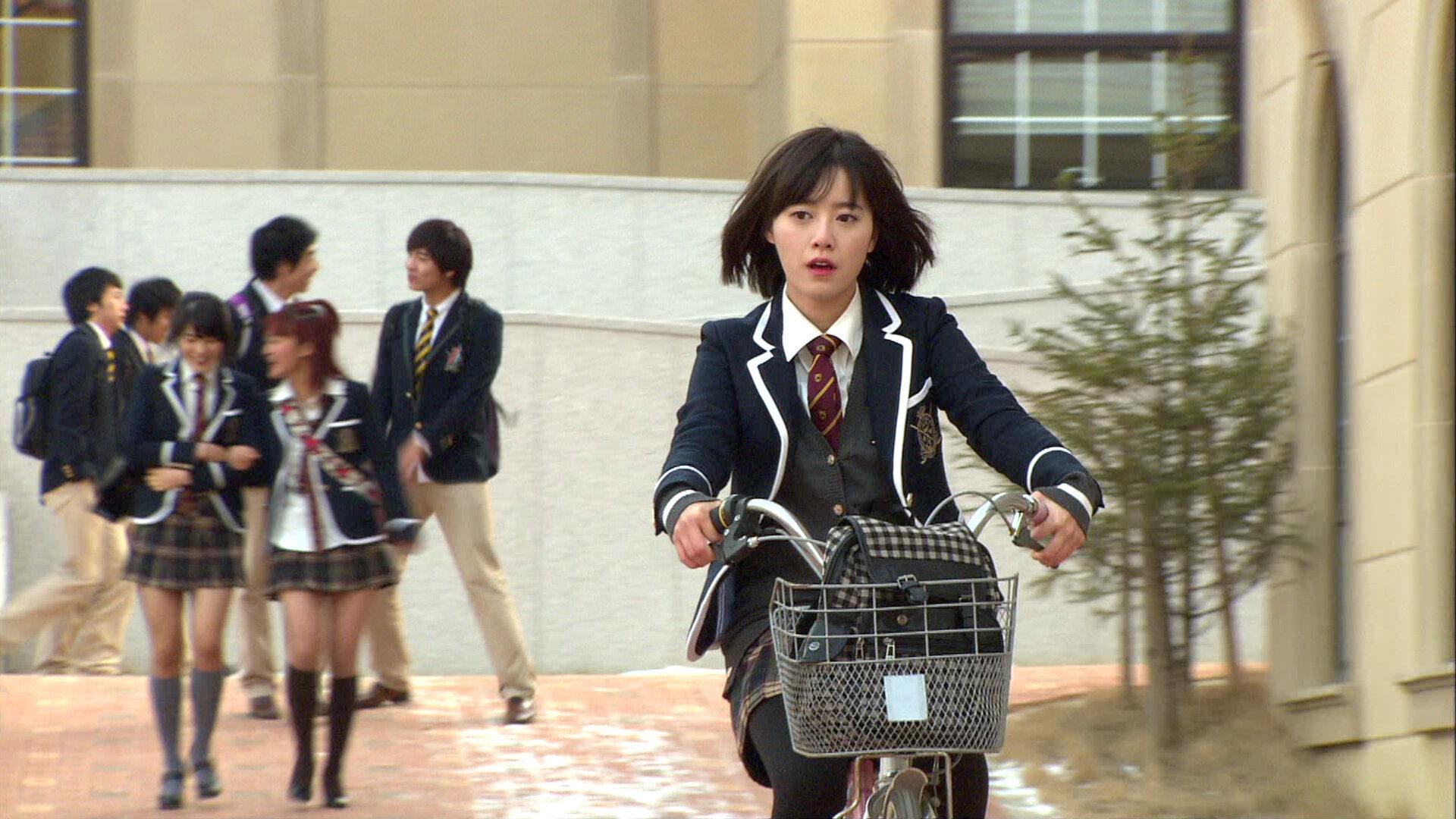 Still from Episode 4