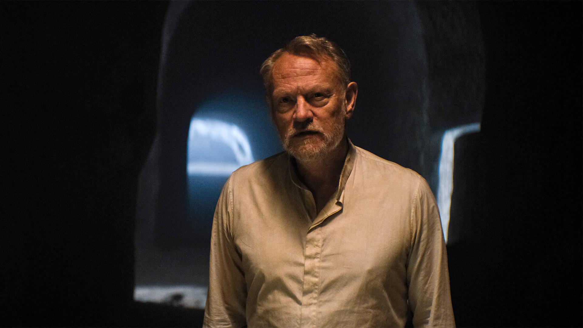 Still from King and Commoner