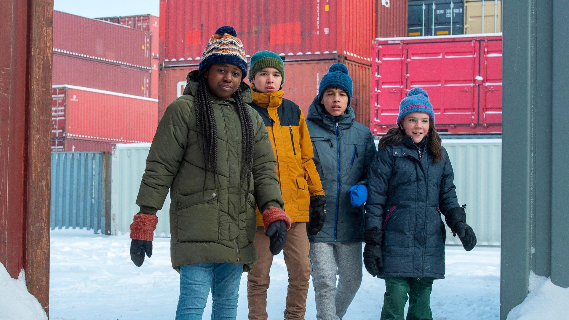 Still from The Wild, Wild Ghost (2)