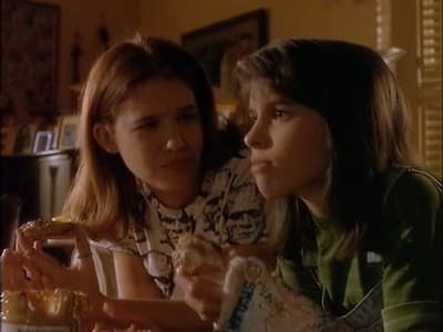 Still from Hold on Tight
