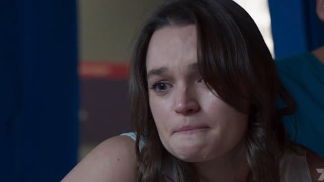 Still from Episode 7476