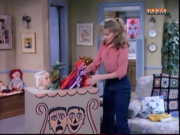 Still from Hello, Pfisters