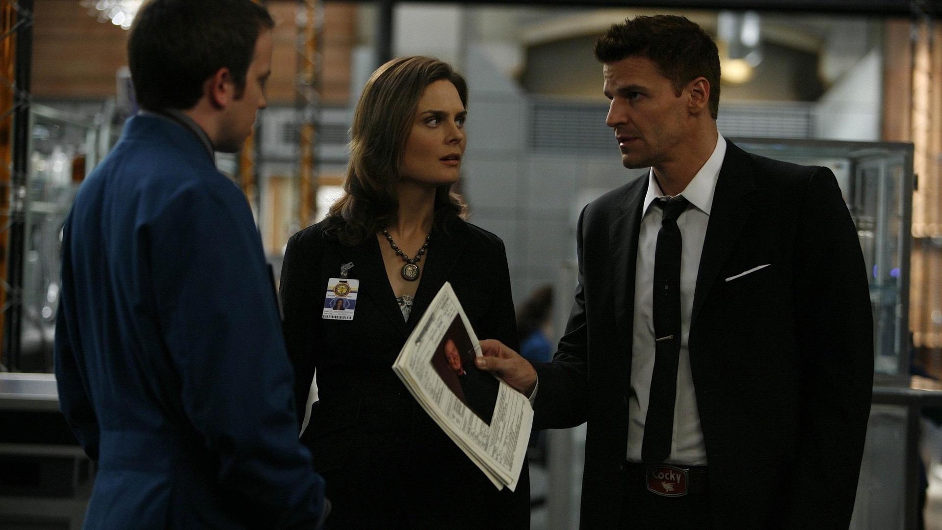 Still from The Knight on the Grid