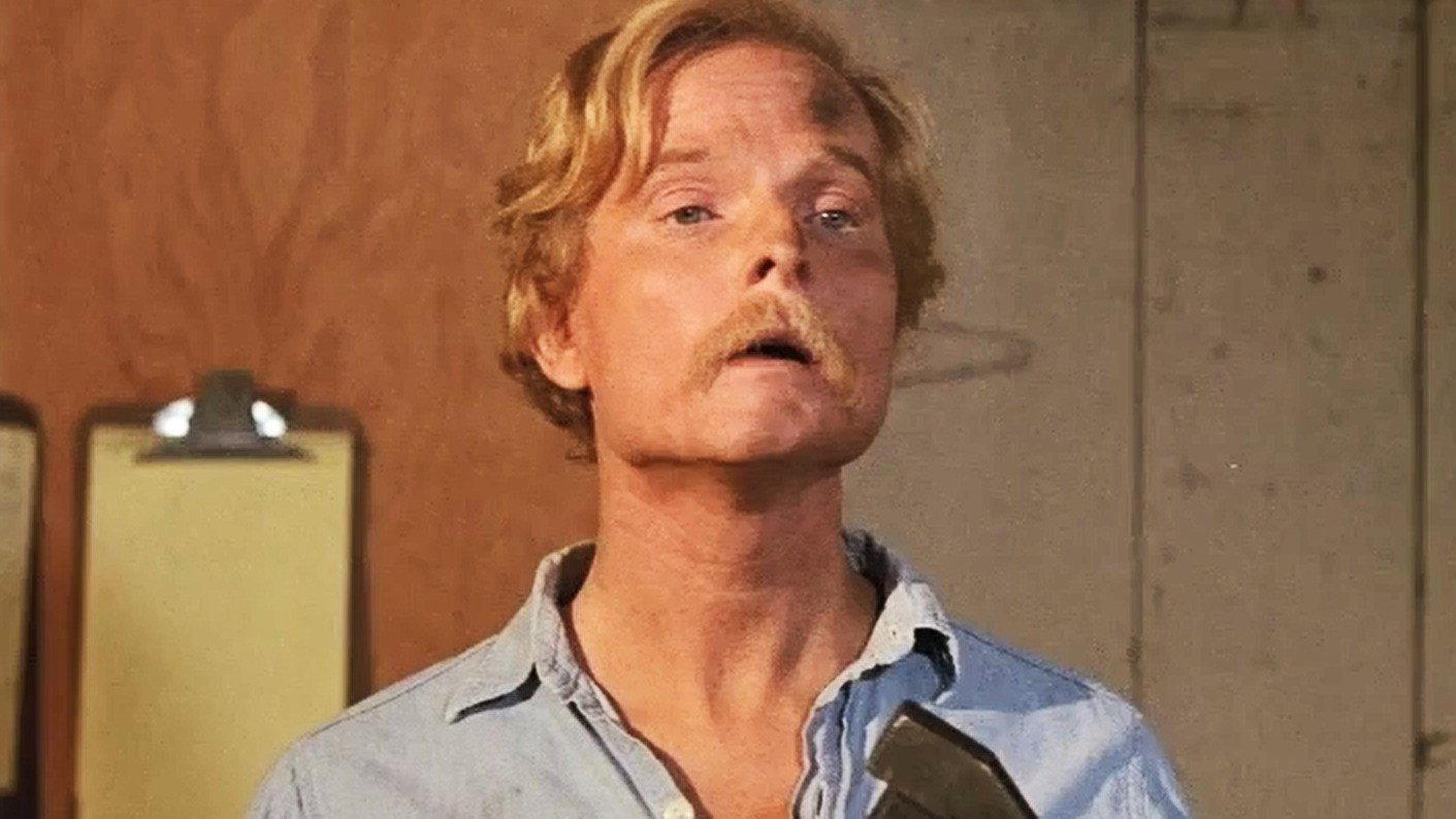 Still from The Hot, Hot Car