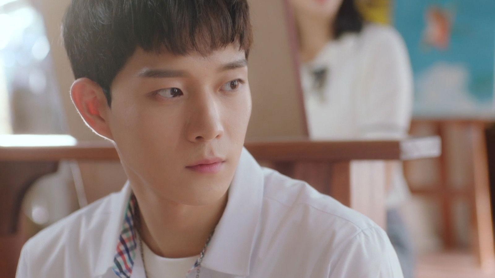 Still from Dan Oh, an Extra Character