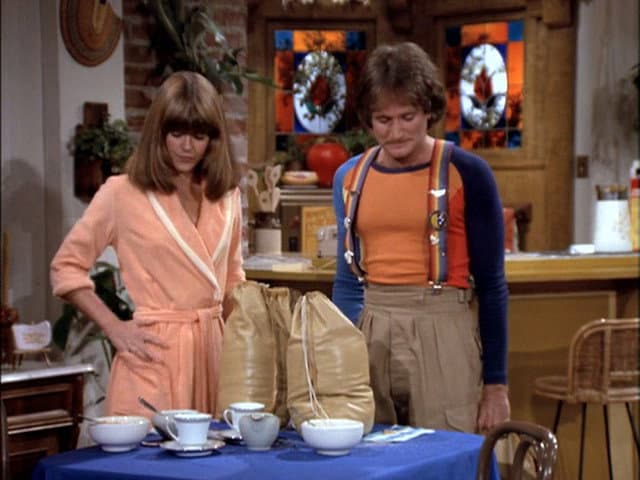 Still from Mork Moves In